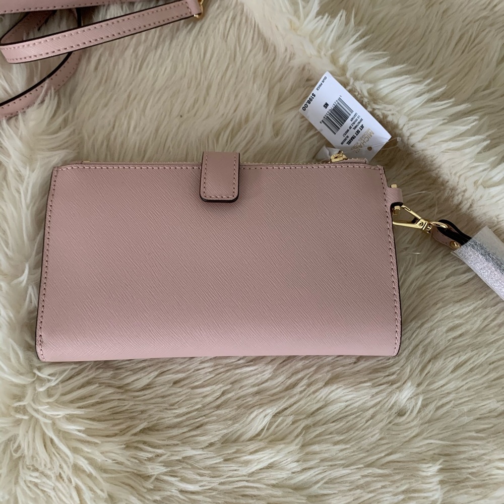 MICHAEL KORS CROSSBODY & WRISTLET. NWT. “B… - Picture 16 of 16